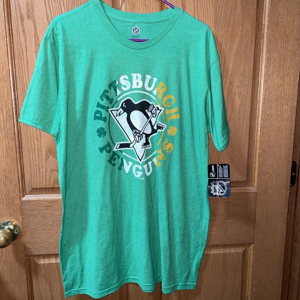 Pittsburgh Penguins St Patrick's Day Men's Short Sleeve Green T-Shirt Size XL